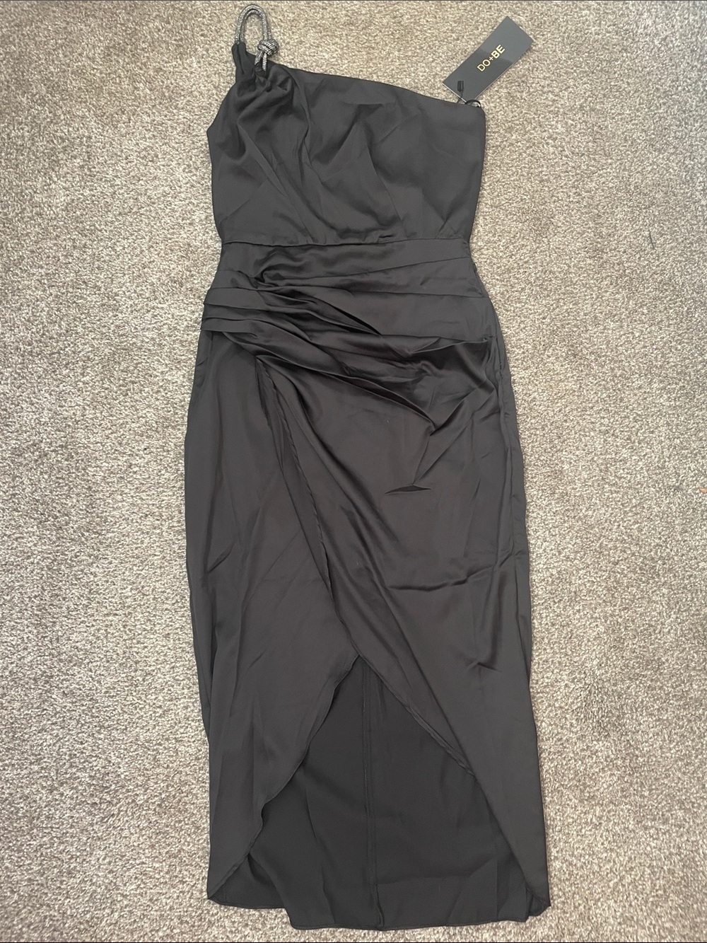 DO+BE Black One-Shoulder Ruched Midi Dress NWT Small!